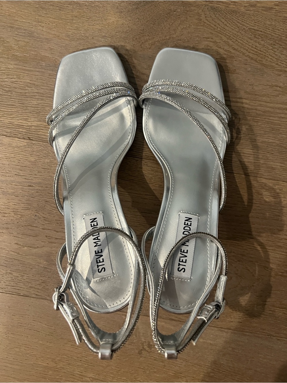 NWT Steven Madden Maggie crystal ankle strap heels women’s size 8 in silver
